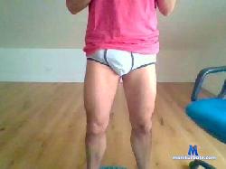 young21latin cam4 live cam performer profile
