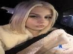 QueenieDowden cam4 livecam show performer room profile