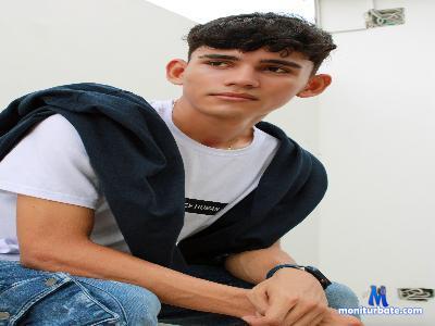 Esteban_perez cam4 gay performer from Republic of Colombia fuckmachine C2C anal masturbation cum amateur 