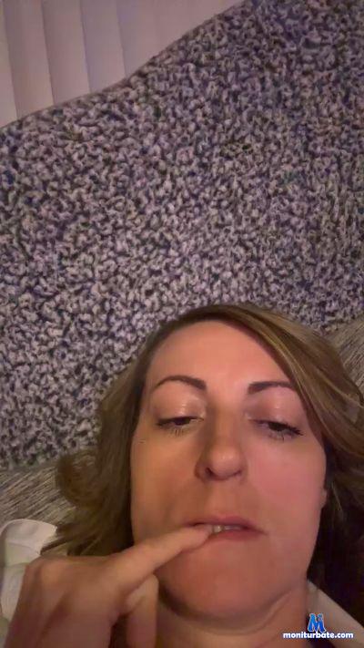 Aphrodite444 cam4 bisexual performer from United States of America  