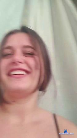 chochis3 cam4 live cam performer profile