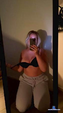 EmmaX1998 cam4 live cam performer profile