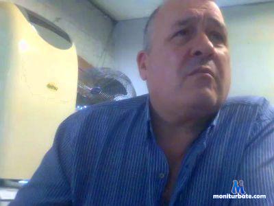 lolllon cam4 bicurious performer from Republic of Italy  