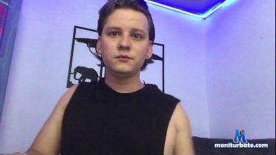 YeffM cam4 bisexual performer from United States of America  