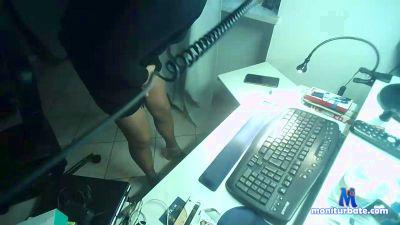 phasergeppo cam4 bicurious performer from Republic of Italy  