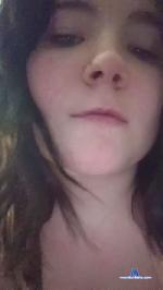 Bella66632 cam4 livecam show performer room profile