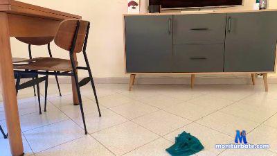 RobyRoby2000 cam4 bisexual performer from Republic of Italy LiveTouch ass squirt outdoor 
