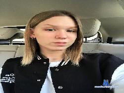 DareleneDanson cam4 live cam performer profile