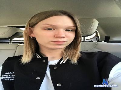 DareleneDanson cam4 bicurious performer from United States of America  