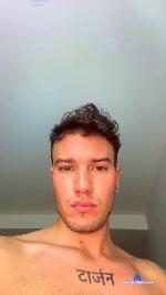 Thewildguyy cam4 livecam show performer room profile
