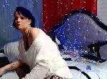 Laurasquirts2 cam4 livecam show performer room profile