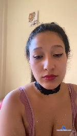 AlmitaLovee cam4 livecam show performer room profile