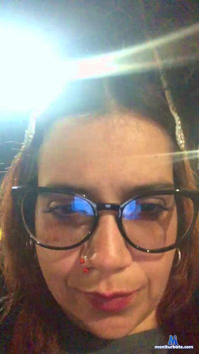 sofiaxxx420 cam4 bicurious performer from Republic of Chile  