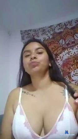morenaluna5 cam4 live cam performer profile