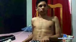MadREzereal cam4 live cam performer profile