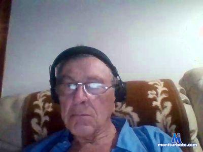 ishudnt cam4 bisexual performer from United States of America  