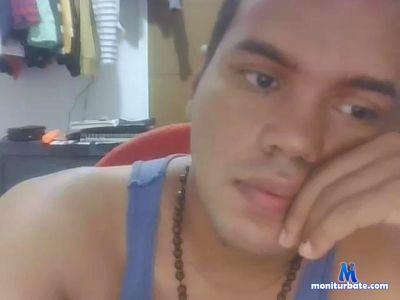 pip28 cam4 gay performer from Republic of Colombia  