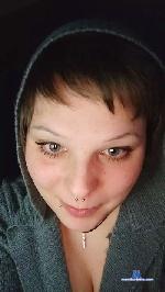 LunaJune89 cam4 livecam show performer room profile