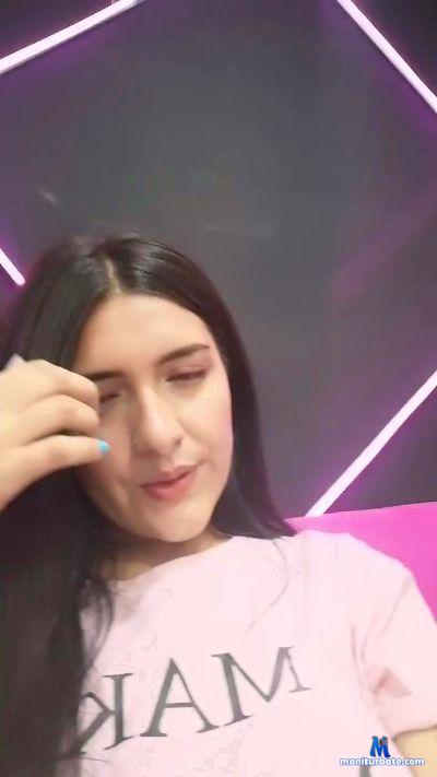 ammy_taylor_ cam4 bicurious performer from Republic of Colombia  