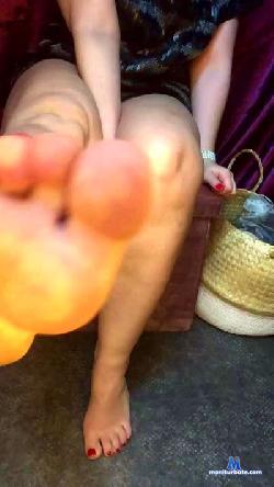 MarieLyne cam4 live cam performer profile