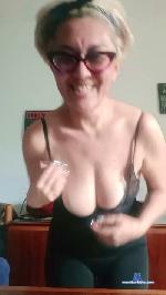 Ladivina77 cam4 livecam show performer room profile