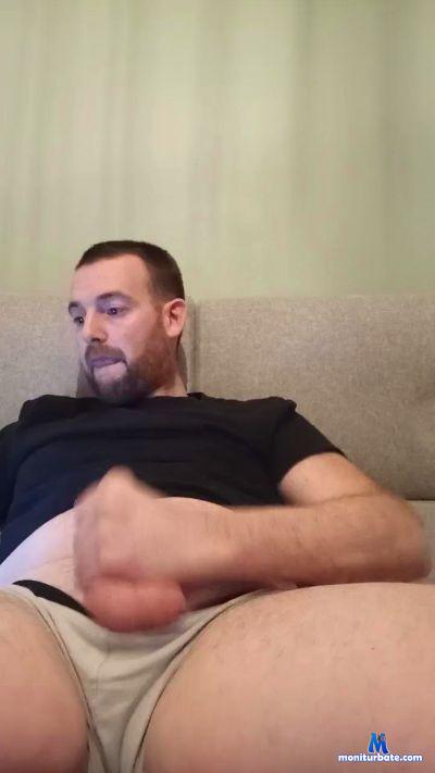tom6966 cam4 straight performer from French Republic  