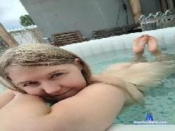 MerleyMonster cam4 live cam performer profile