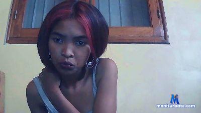 ninah_55 cam4 bicurious performer from Republic of Madagascar  