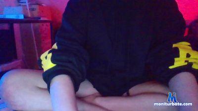 lilsluuut cam4 bisexual performer from French Republic  