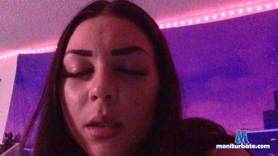 GroovyT cam4 bisexual performer from United States of America  
