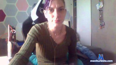 Hotvibe33 cam4 bicurious performer from Republic of Austria  