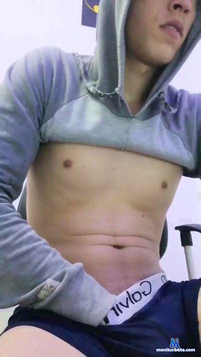 Dirtyopenass cam4 straight performer from Republic of Austria  