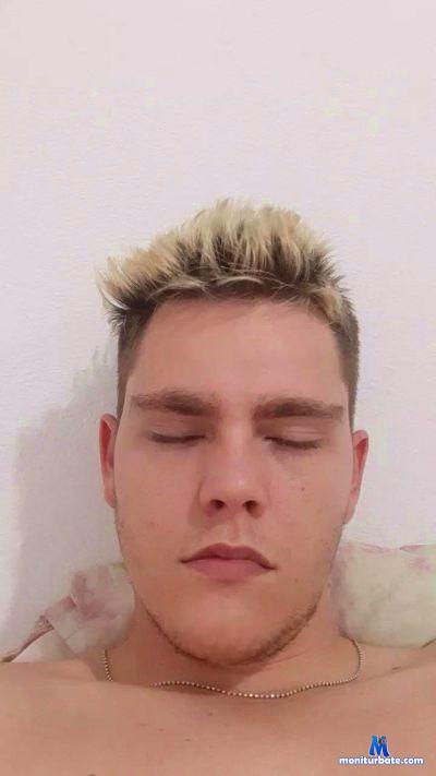 PeterPan21 cam4 straight performer from Federative Republic of Brazil  