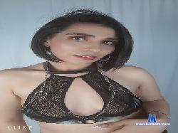 AdelleLennox_cg cam4 live cam performer profile