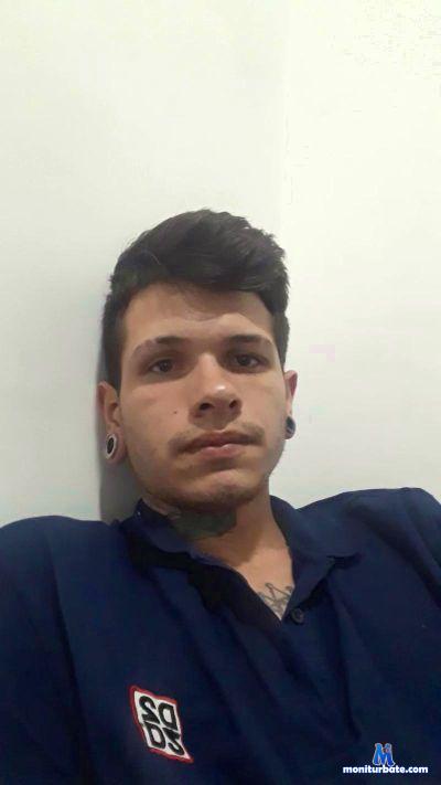 brandonsweet2 cam4 straight performer from Republic of Colombia  