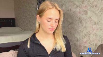 ColleneKmatz cam4 bisexual performer from French Republic schoolgirl C2C striptease pussy ass spanking feet 