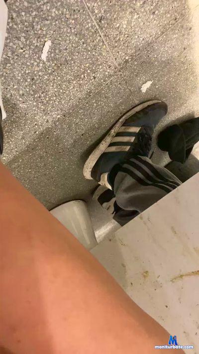 Daavid22agr cam4 bisexual performer from Argentine Republic  