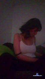 liviaju2 cam4 livecam show performer room profile