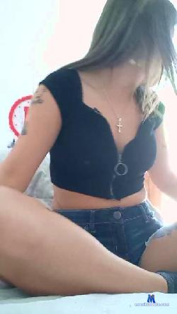 nina285 cam4 live cam performer profile