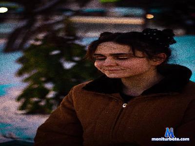 DorettaFulwood cam4 straight performer from French Republic lesbian spanking cute blowjob fisting femdom striptease 