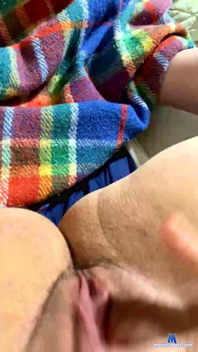 gigiprescot3 cam4 bisexual performer from Republic of Italy  