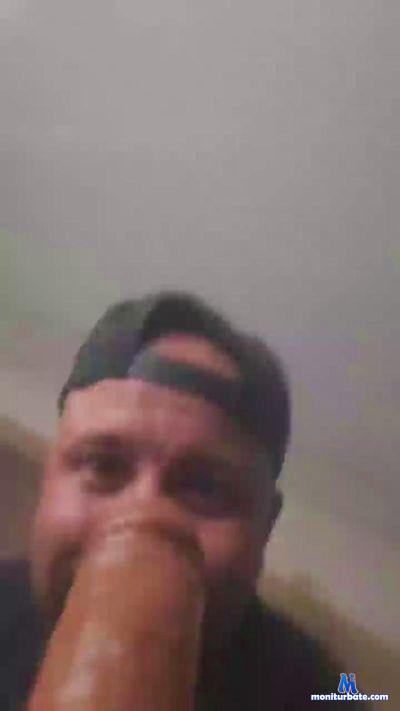 SheDuzNotKno cam4 straight performer from United States of America  