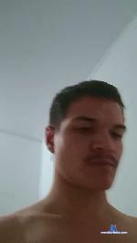 hiuryfkoff cam4 livecam show performer room profile