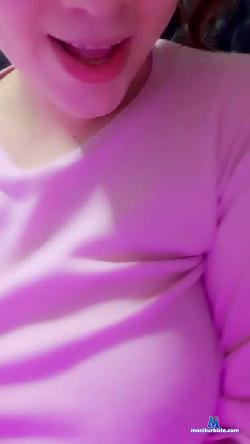 Henyhot cam4 live cam performer profile