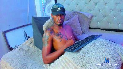sexytoyboyz cam4 bisexual performer from United States of America feet bigass uncutcock fetish bigcock 