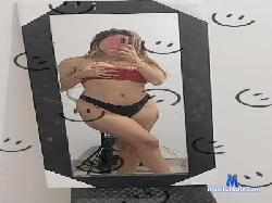 Charlott_Sweet cam4 live cam performer profile