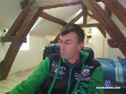Magalhaes102 cam4 live cam performer profile