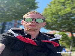 schmitti27xxx cam4 live cam performer profile