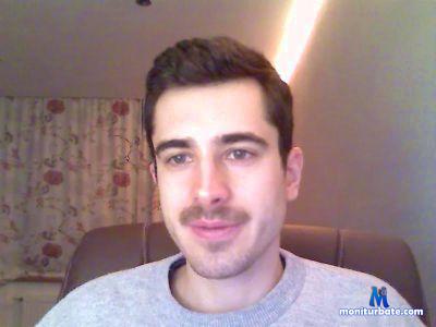 crazycroco8 cam4 straight performer from United Kingdom of Great Britain & Northern Ireland c2c mic cam 