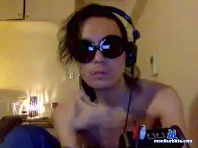 faraway55 cam4 gay performer from United Kingdom of Great Britain & Northern Ireland  